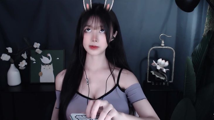 [萌夏茉]ASMR掏耳敲击