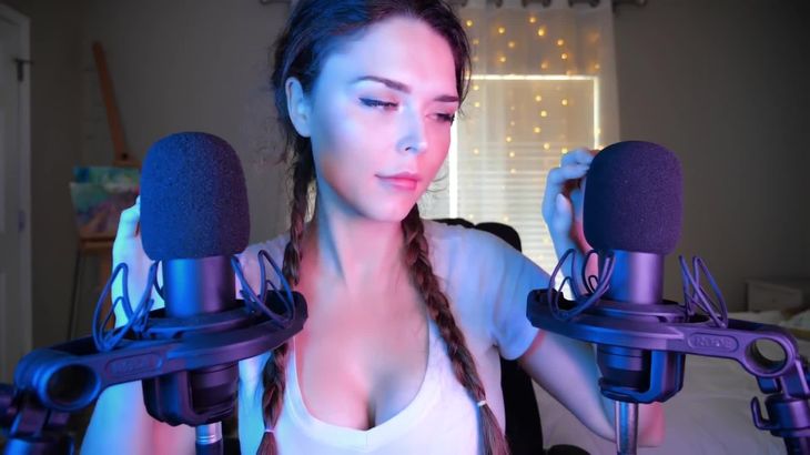 ASMR-–-Ear-to-Ear-Gentle-Mic-Scratching