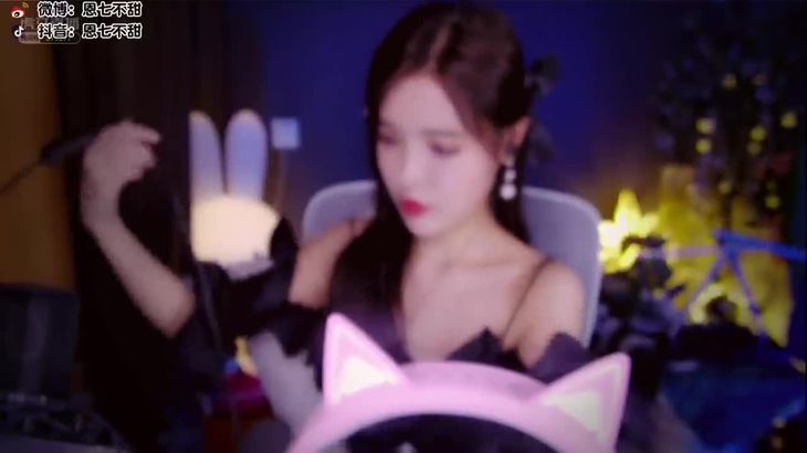 ASMR-–-Mouth-Sounds-Ear-Blowing