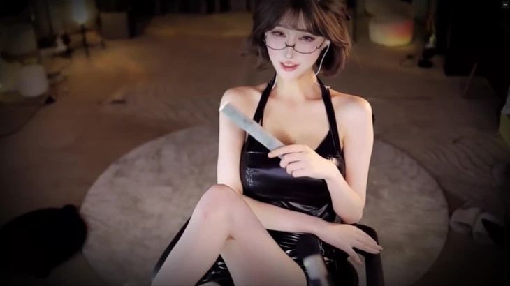 [张爱玲ASMR]粉丝祭系列之女长官的拷打